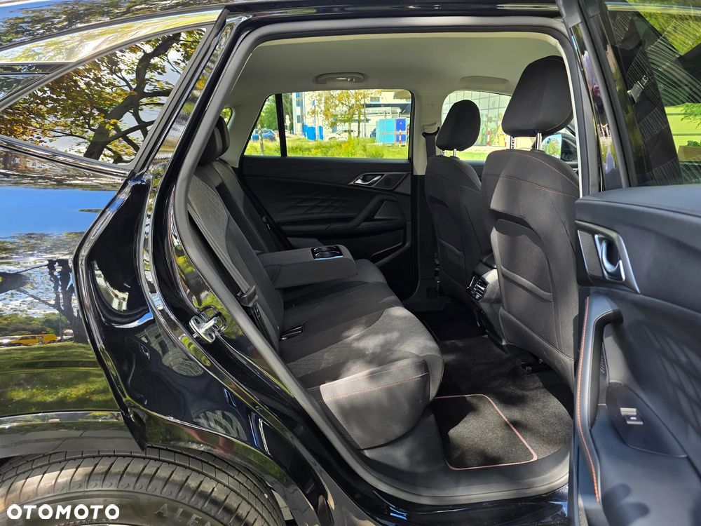 MG HS PHEV Comfort - 35