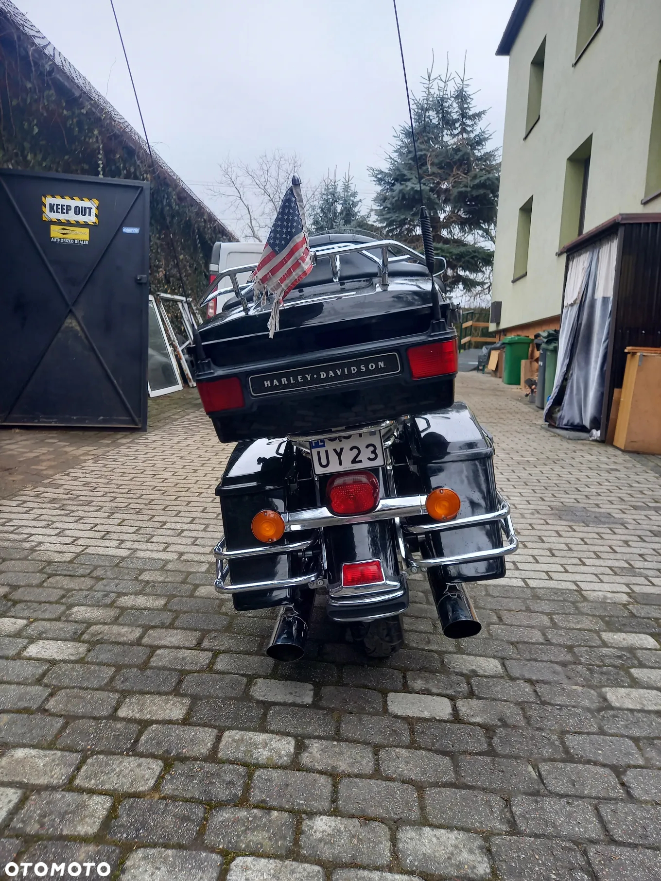 Harley-Davidson FLHTCU Ultra - 3
