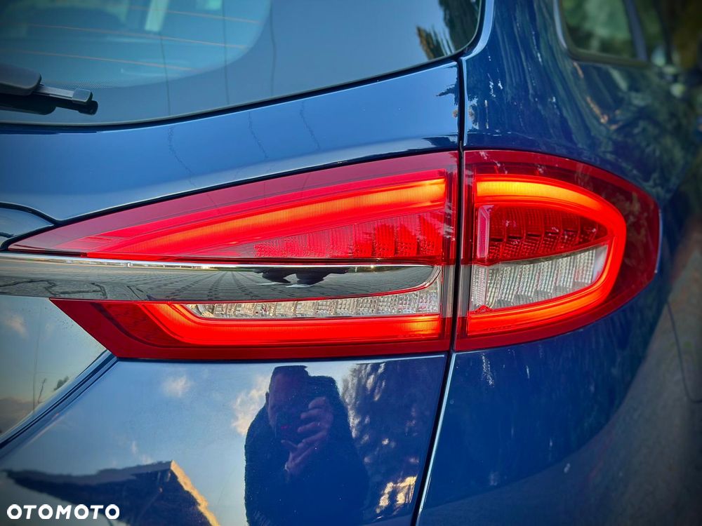 Ford Mondeo - 10