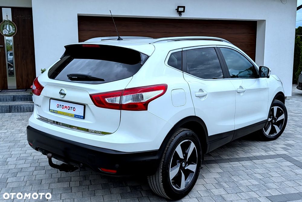 Nissan Qashqai 1.6 DIG-T 360 - 5
