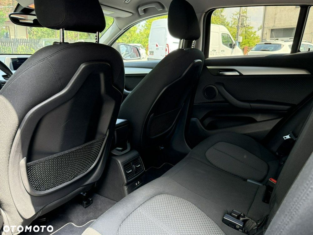 BMW X2 sDrive18i Advantage - 13