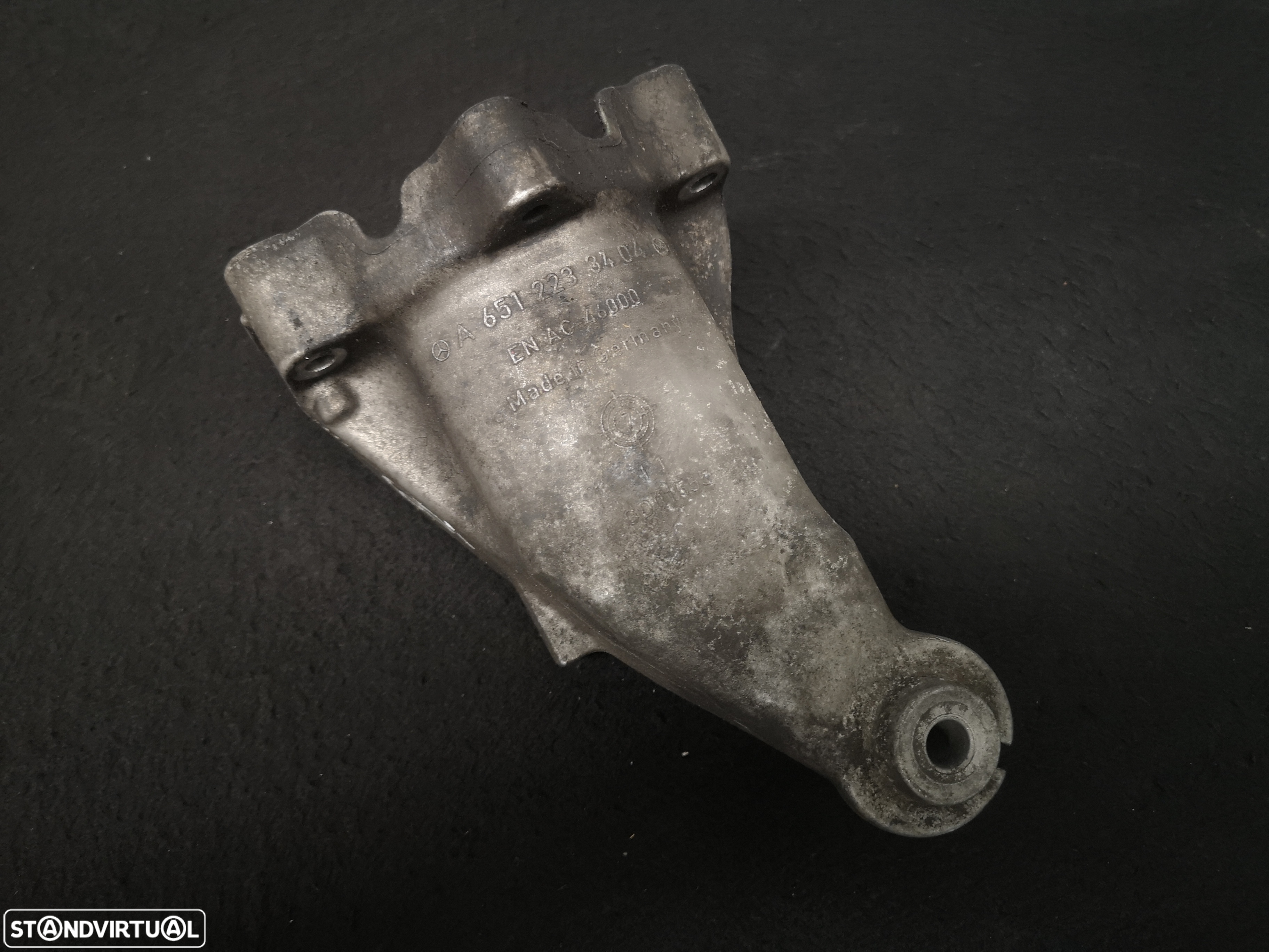 Apoio de motor Mercedes CDI A651 2010+ - 3