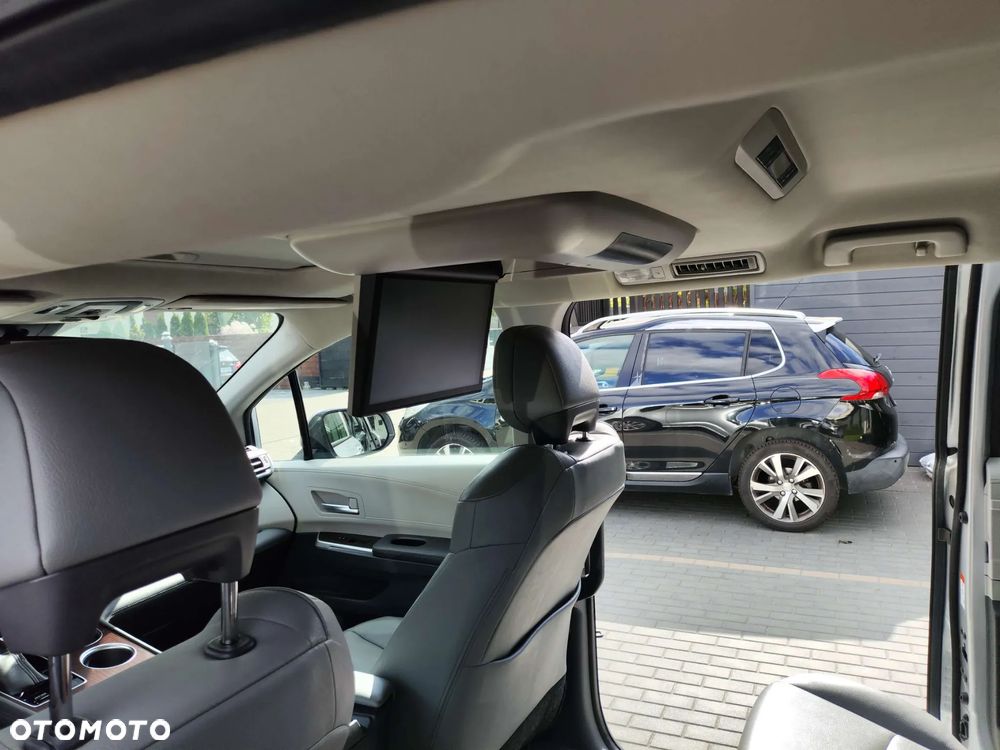 Toyota Sienna - 26