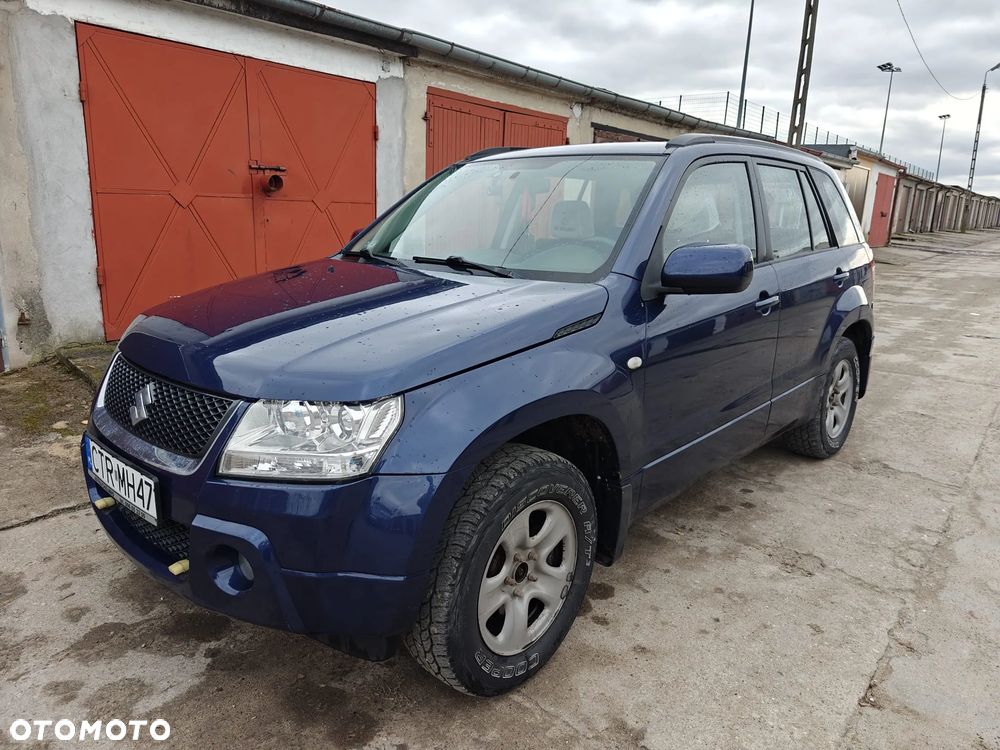 Suzuki Grand Vitara 2.0 - 1