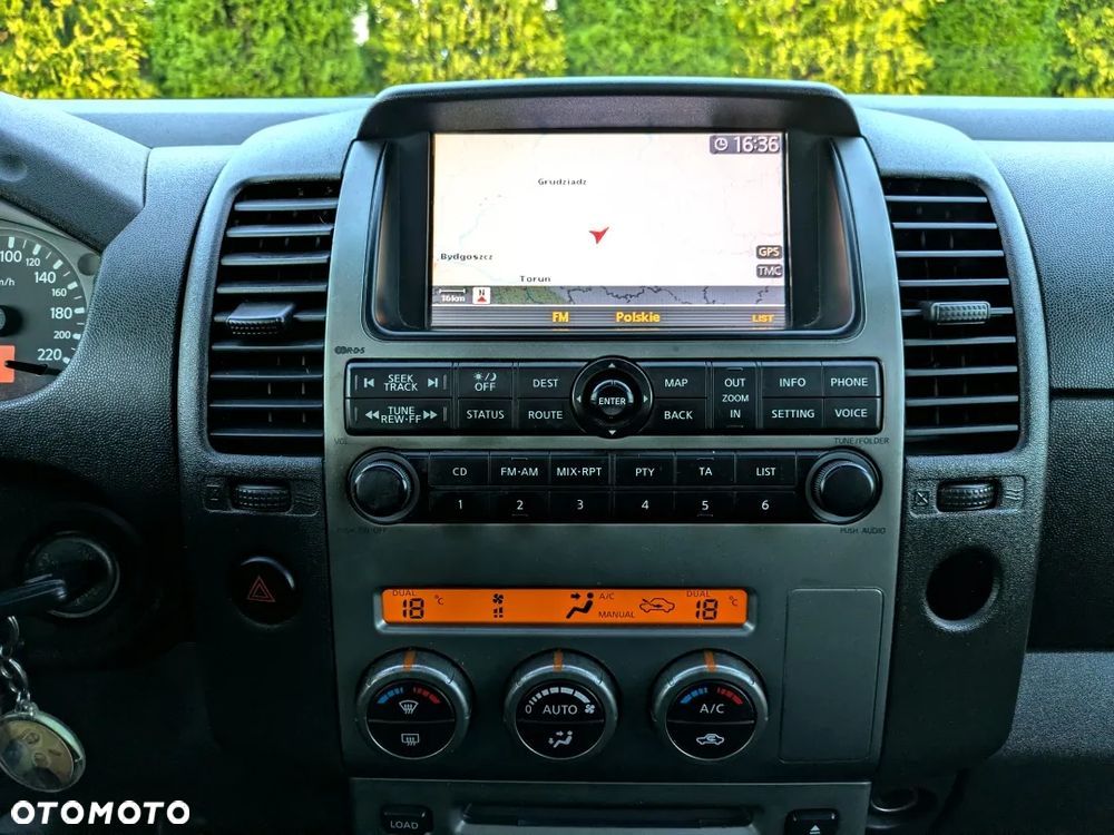 Nissan Navara - 30