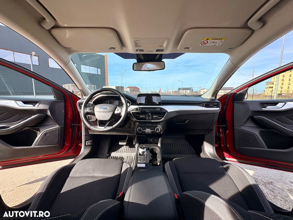 Ford Focus 1.0 EcoBoost ST-Line - 11