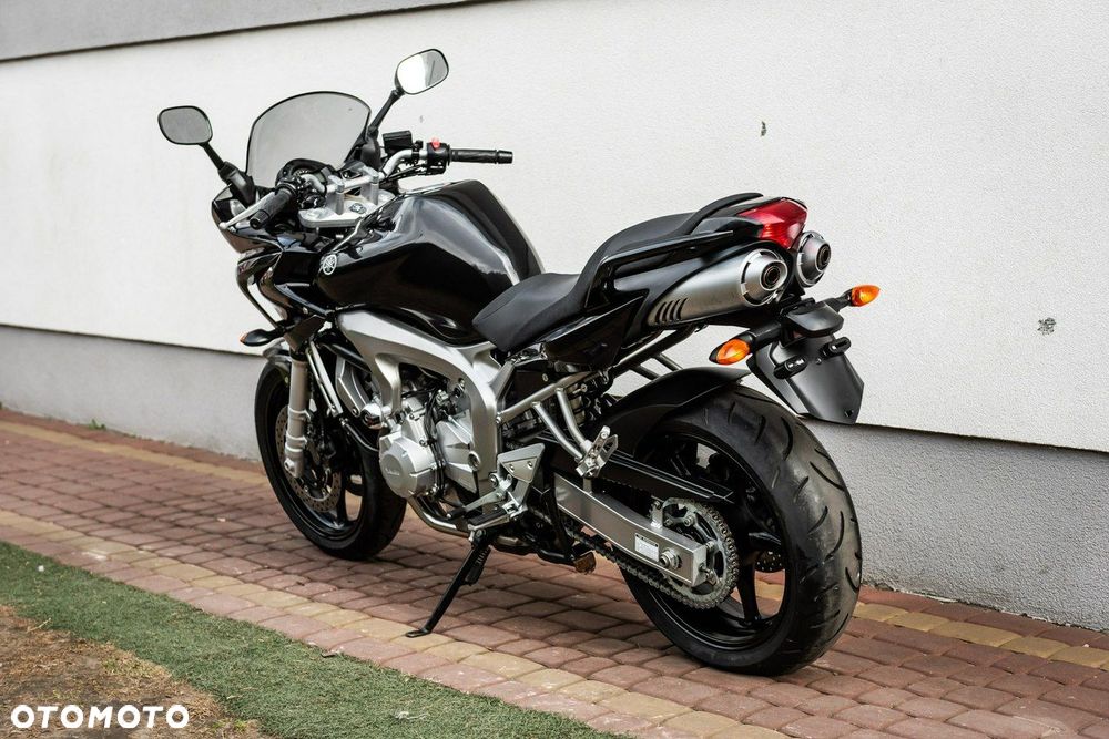 Yamaha FZ - 6