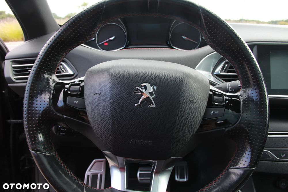 Peugeot 308 SW BlueHDi 120 EAT6 Stop & Start GT-Line Edition - 11