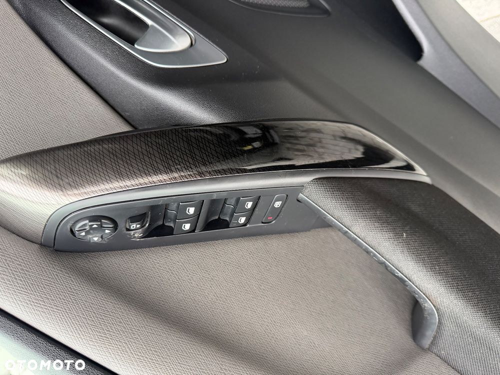 Citroën C4 Grand Picasso BlueHDi 120 Exclusive - 22