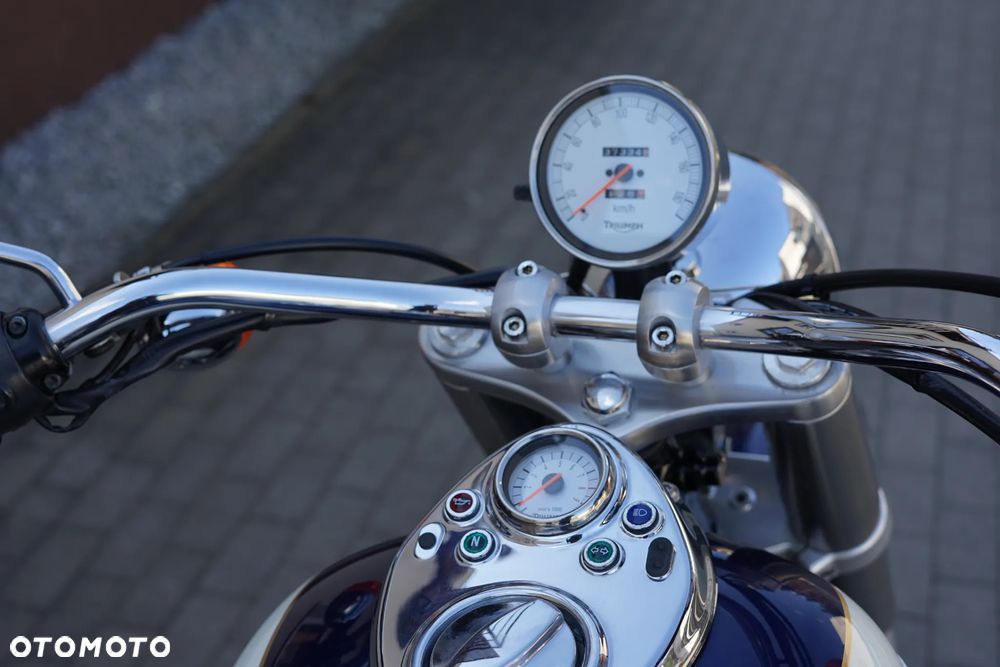 Triumph America - 19