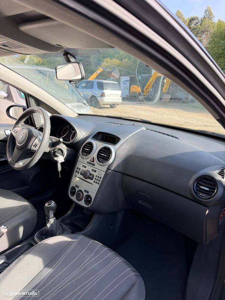 Opel Corsa 1.3 CDTI Enjoy EcoFLEX - 7