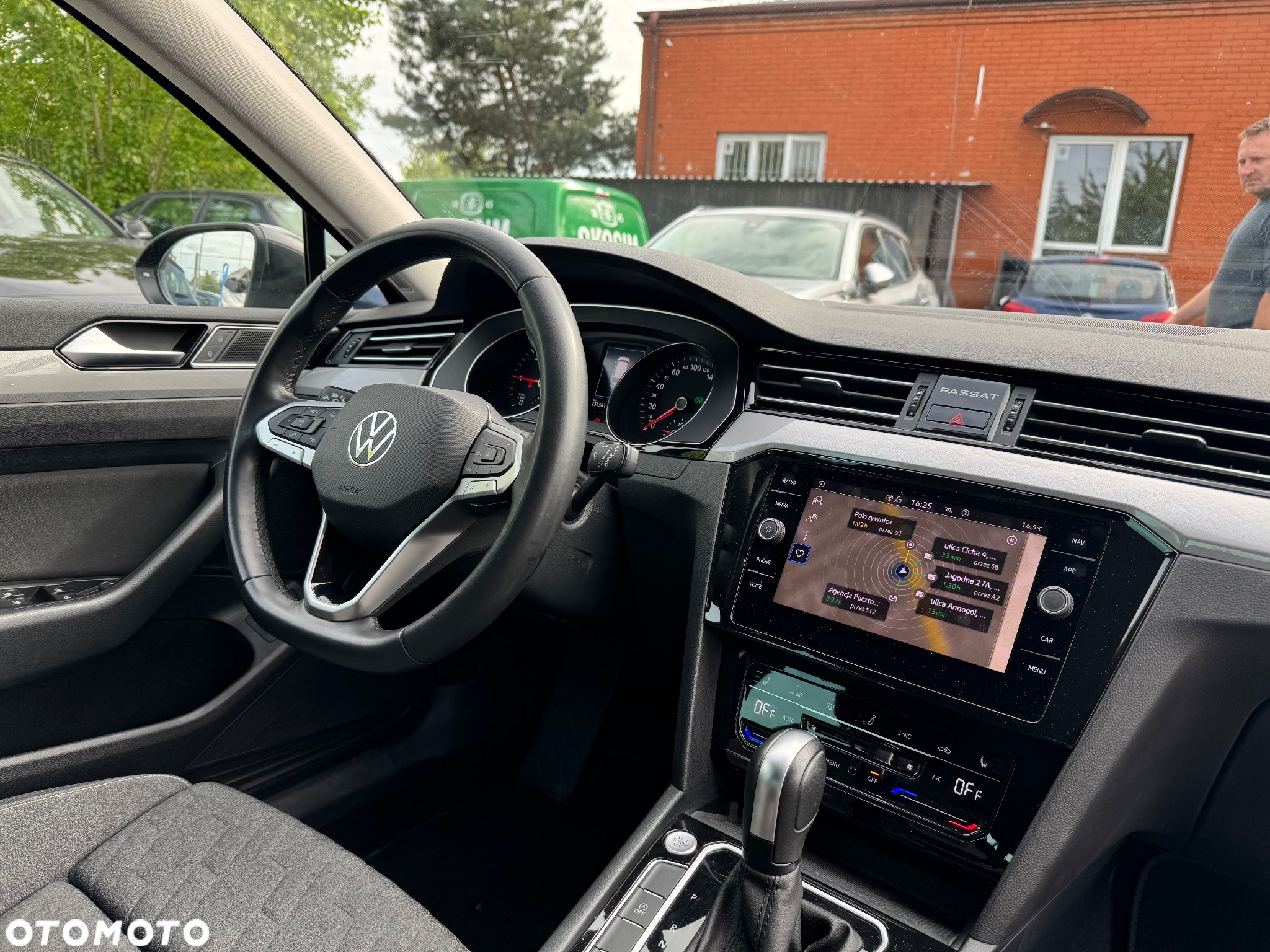 Volkswagen Passat 2.0 TDI SCR Business DSG - 4