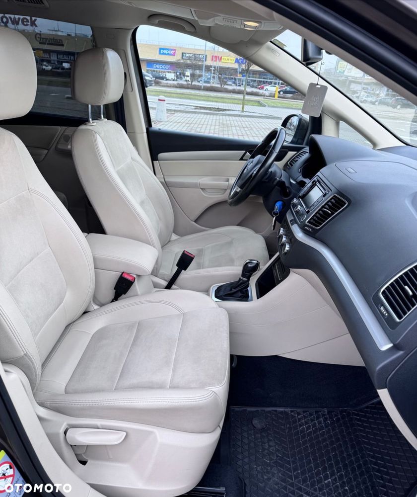 Volkswagen Sharan 2.0 TDI Highline DSG - 14