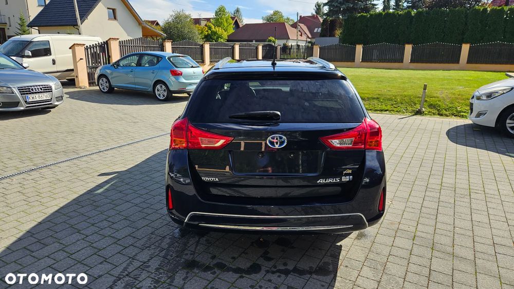 Toyota Auris 1.8 HSD Luna - 5