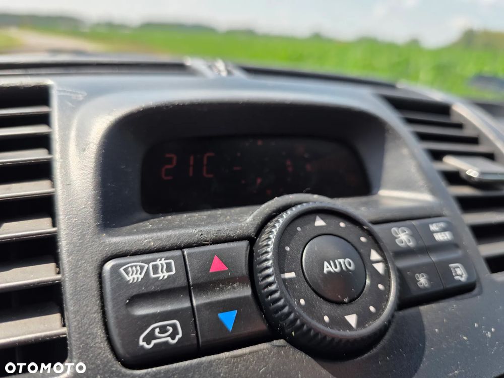 Mercedes-Benz Viano 3.0 CDI lang Automatik Ambiente DPF - 29