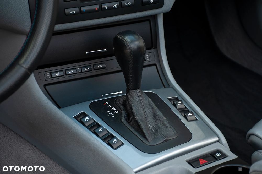 BMW Seria 3 - 34