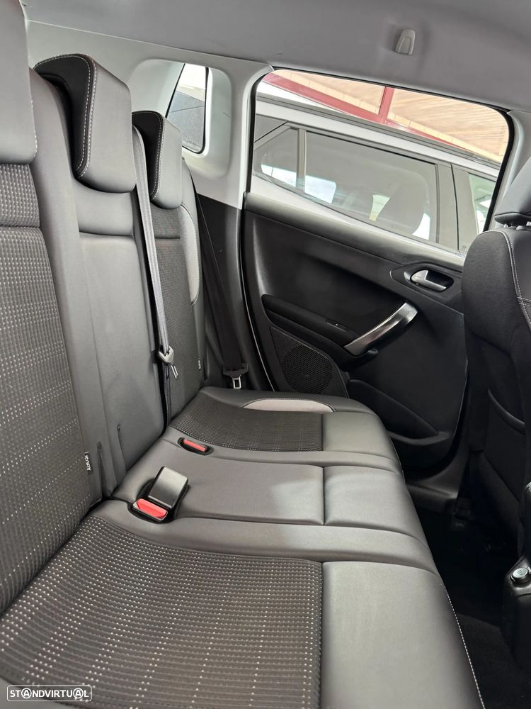 Peugeot 2008 PureTech 110 Stop&Start Allure - 8