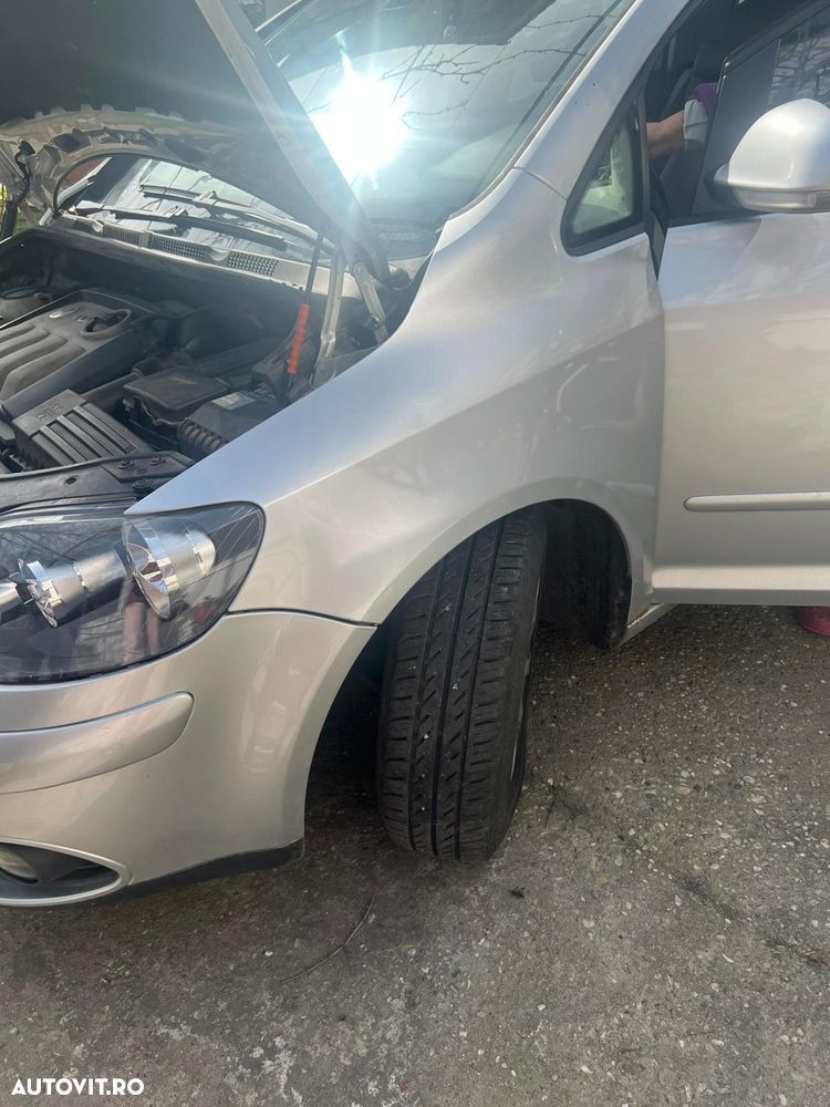 Volkswagen Golf Plus 1.9 TDI Comfortline - 35