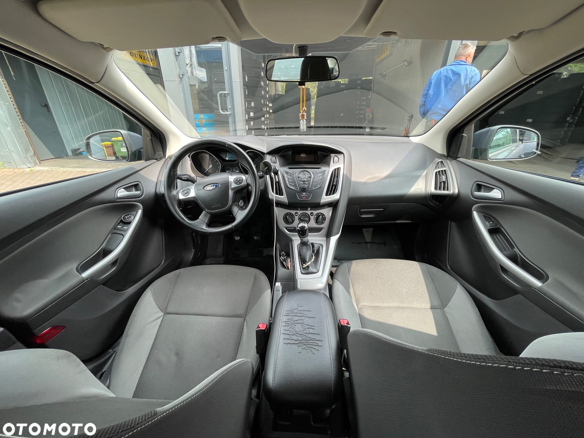 Ford Focus 1.6 Trend - 8