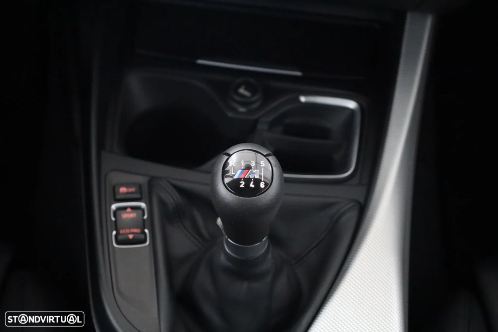 BMW 120 d xDrive Pack M - 15