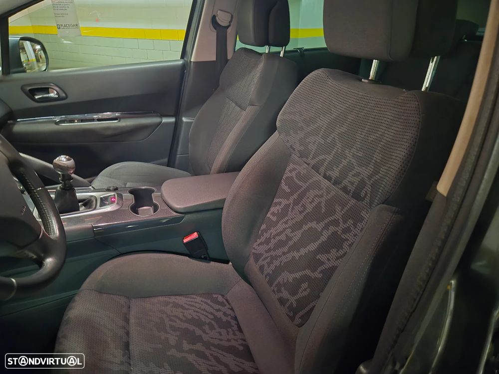 Peugeot 3008 1.6 HDi Active - 21