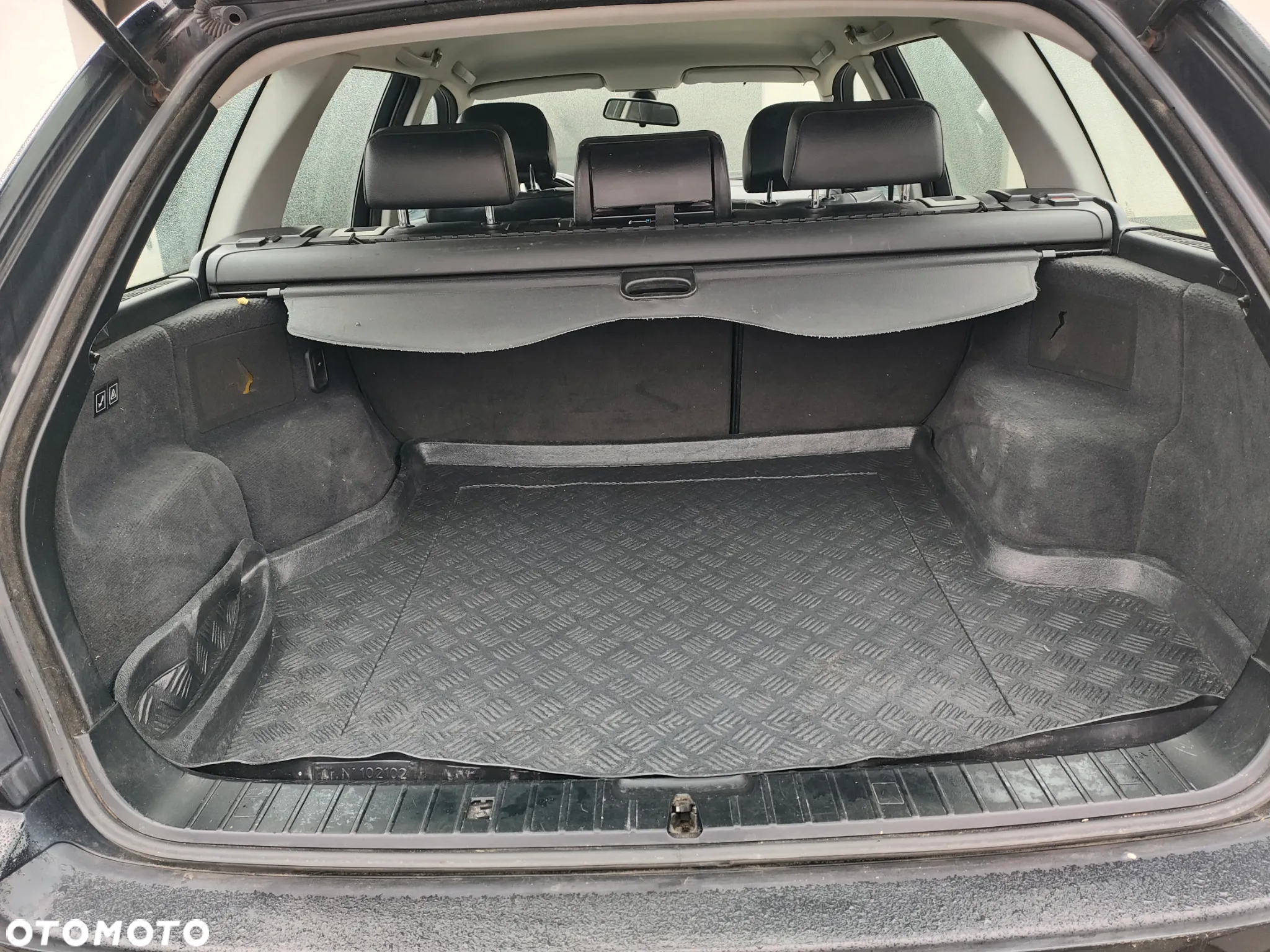 BMW Seria 3 318i Touring Edition Exclusive - 17