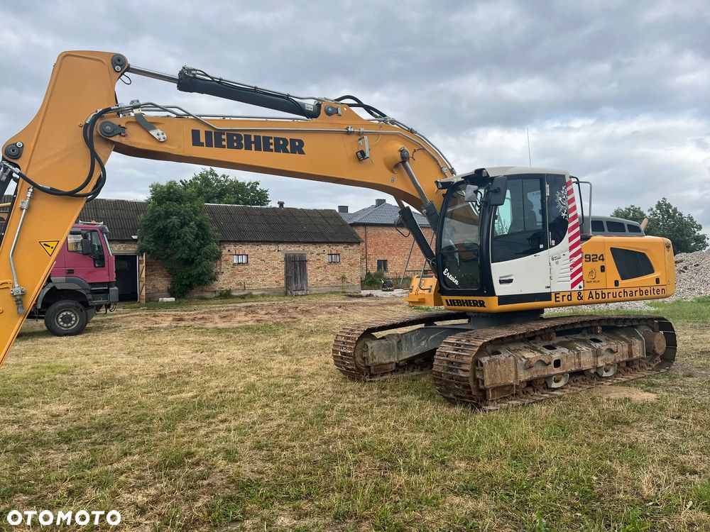Liebherr R924LC - 5