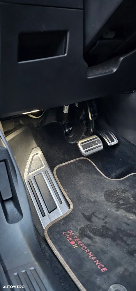 DS Automobiles DS 7 Crossback 1.6 PHeV FWD 225 EAT8 PERFORMANCE LINE + - 17