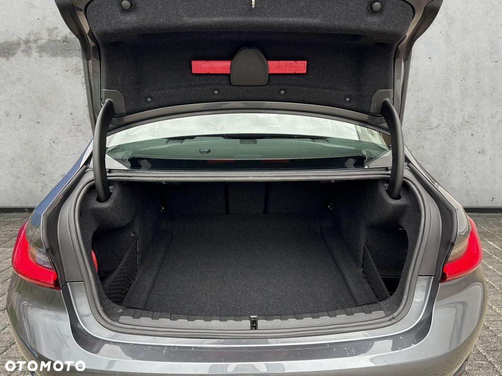 BMW Seria 3 - 25