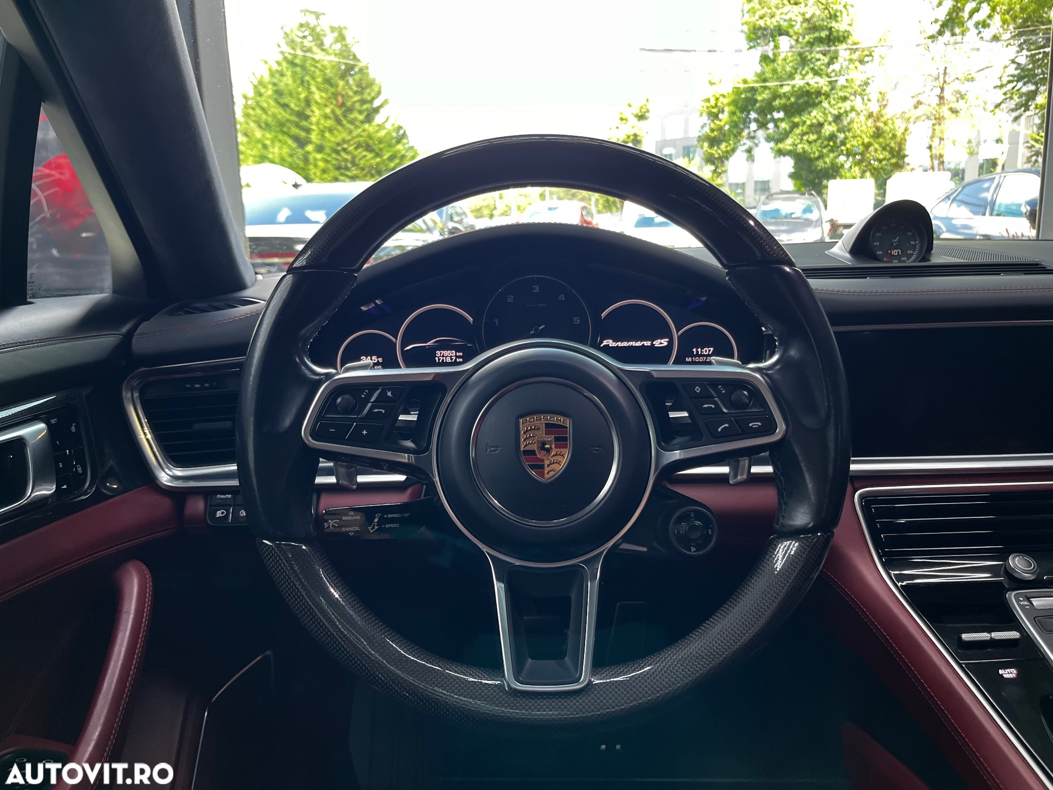 Porsche Panamera - 22