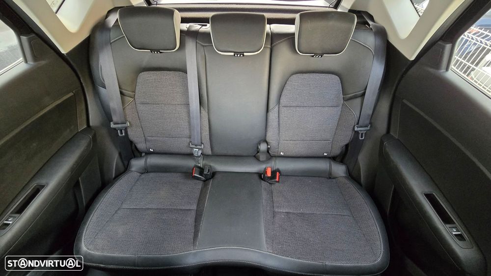 Renault Captur 1.6 E-Tech Plug-In Intens - 48