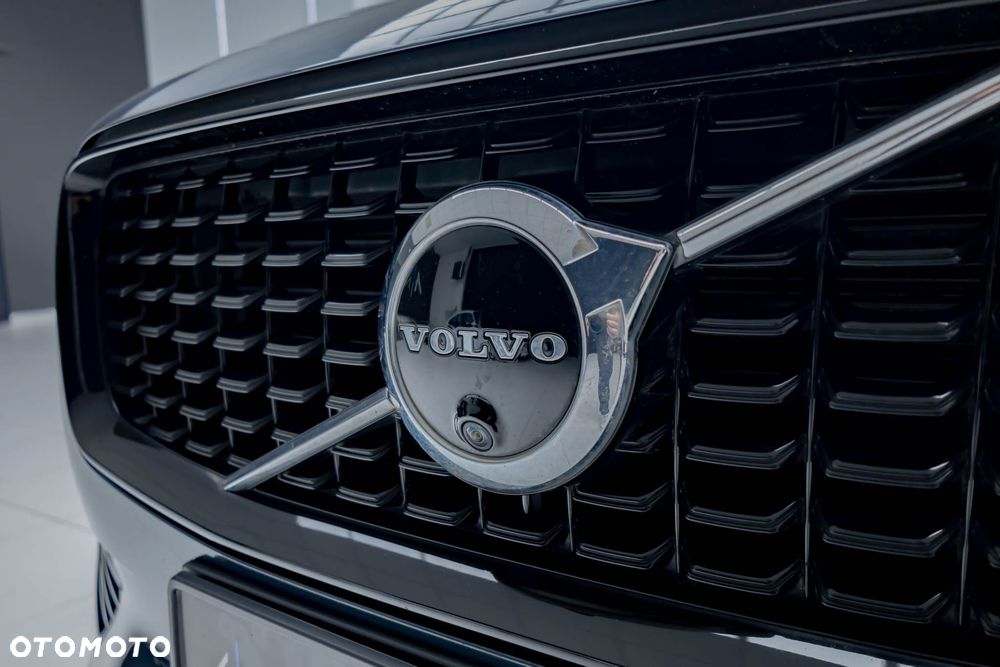 Volvo XC 90 T8 AWD Plug-In Hybrid R-Design 7os - 12