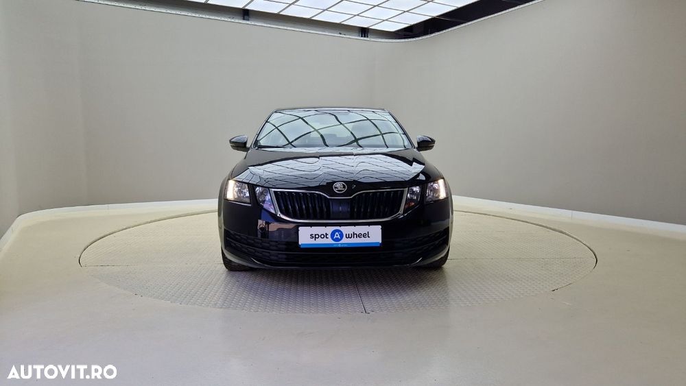 Skoda Octavia - 3