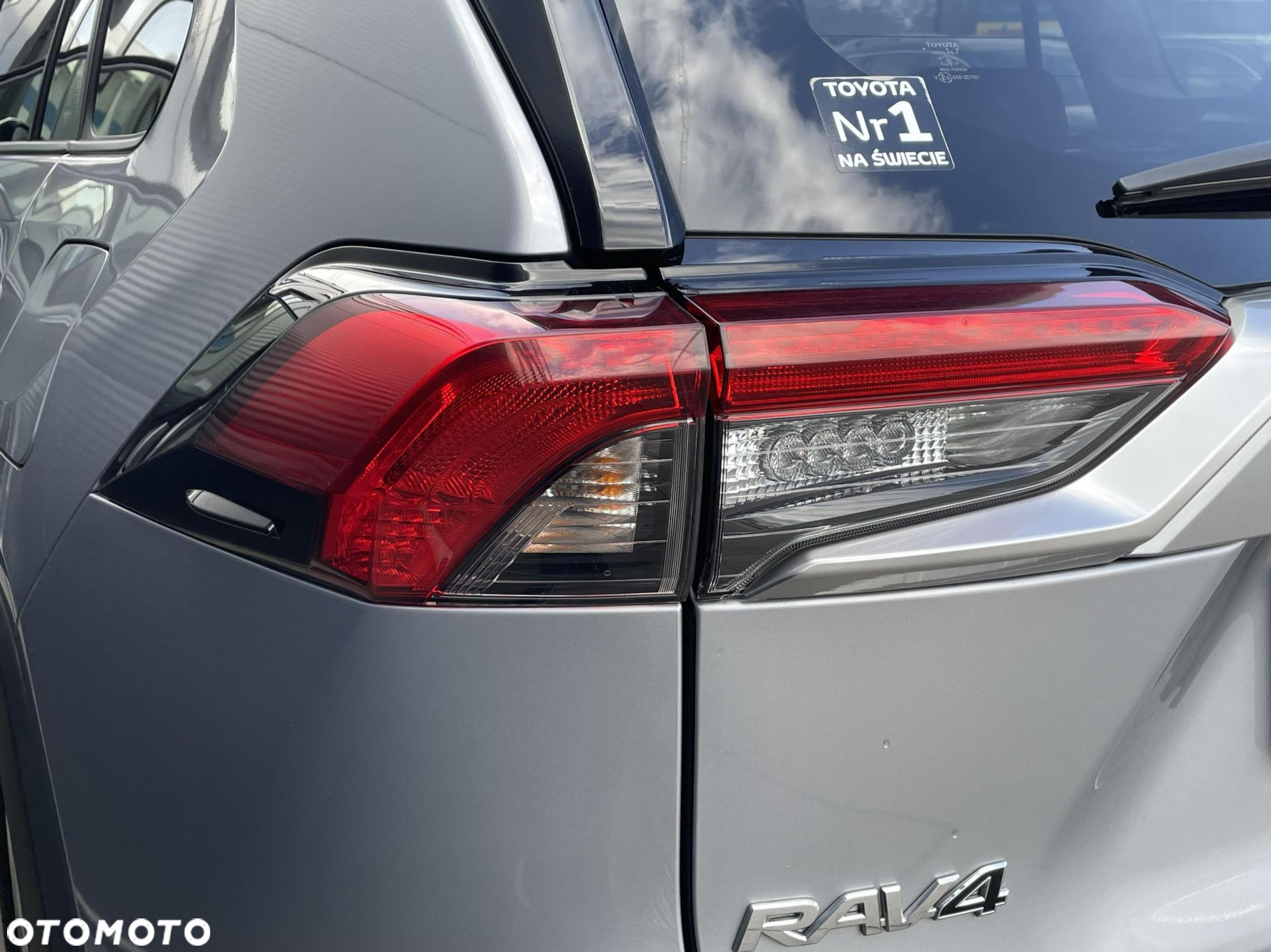 Toyota RAV4 2.5 Hybrid Comfort 4x2 - 24