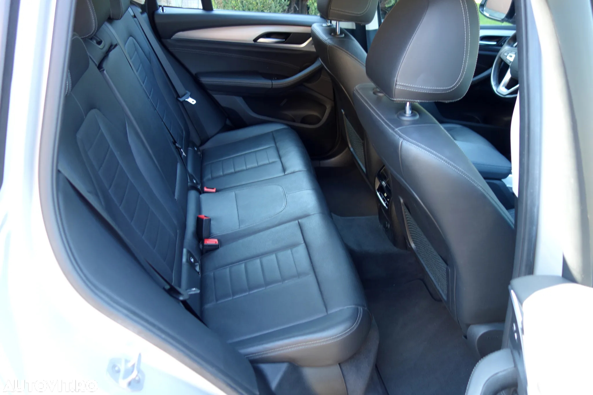 BMW X3 xDrive20i AT - 5