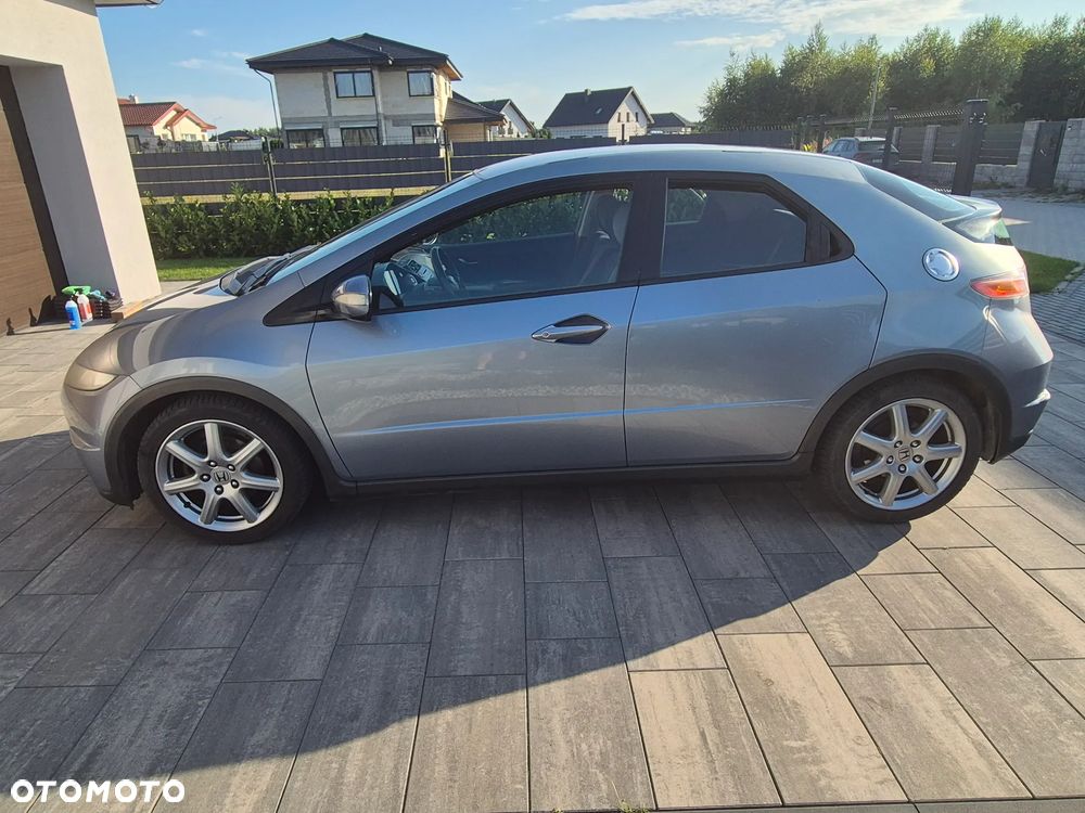 Honda Civic 1.8 Comfort - 10