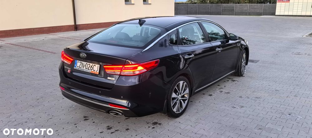Kia Optima - 4