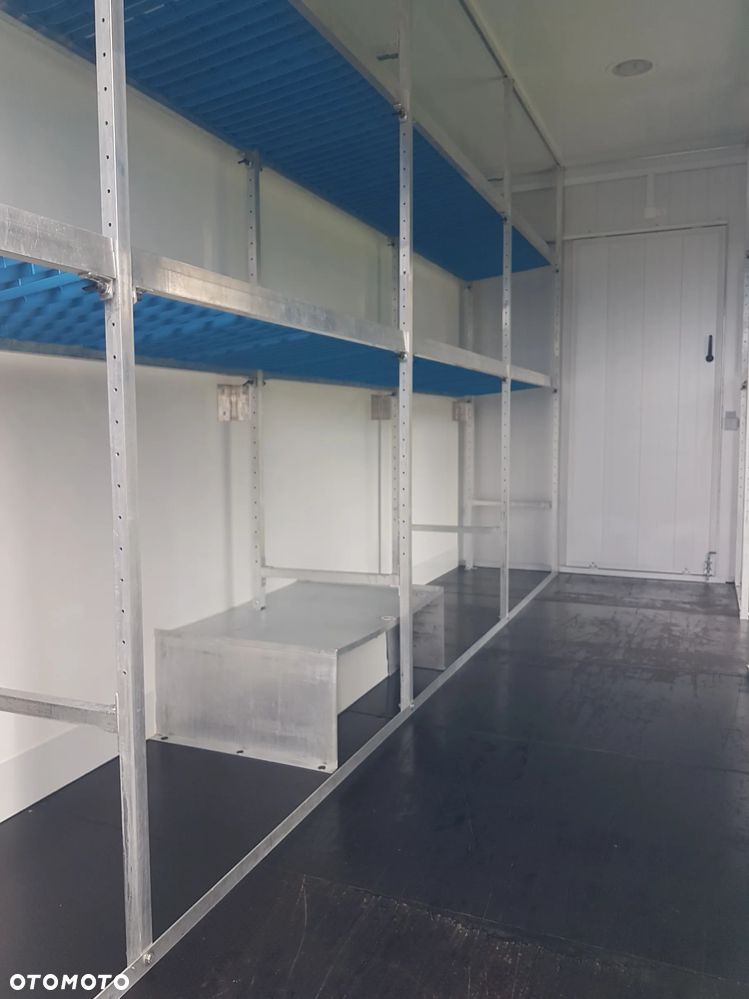 Iveco DAILY KONTENER NISKOPODŁOGOWY 4,43x2,23x2,42 SKLEP KAMPER KONIOWÓZ BAR KLIMA - 18