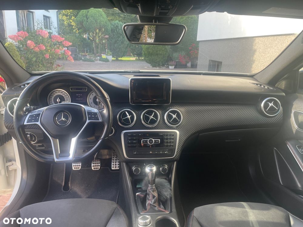 Mercedes-Benz Klasa A 180 AMG Line - 8