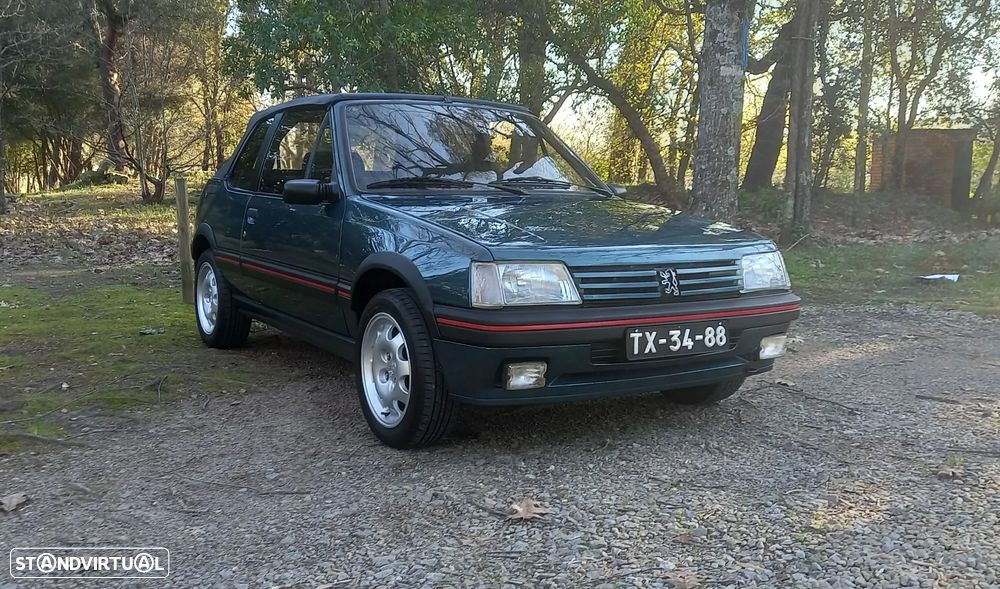 Peugeot 205 Cabrio - 2