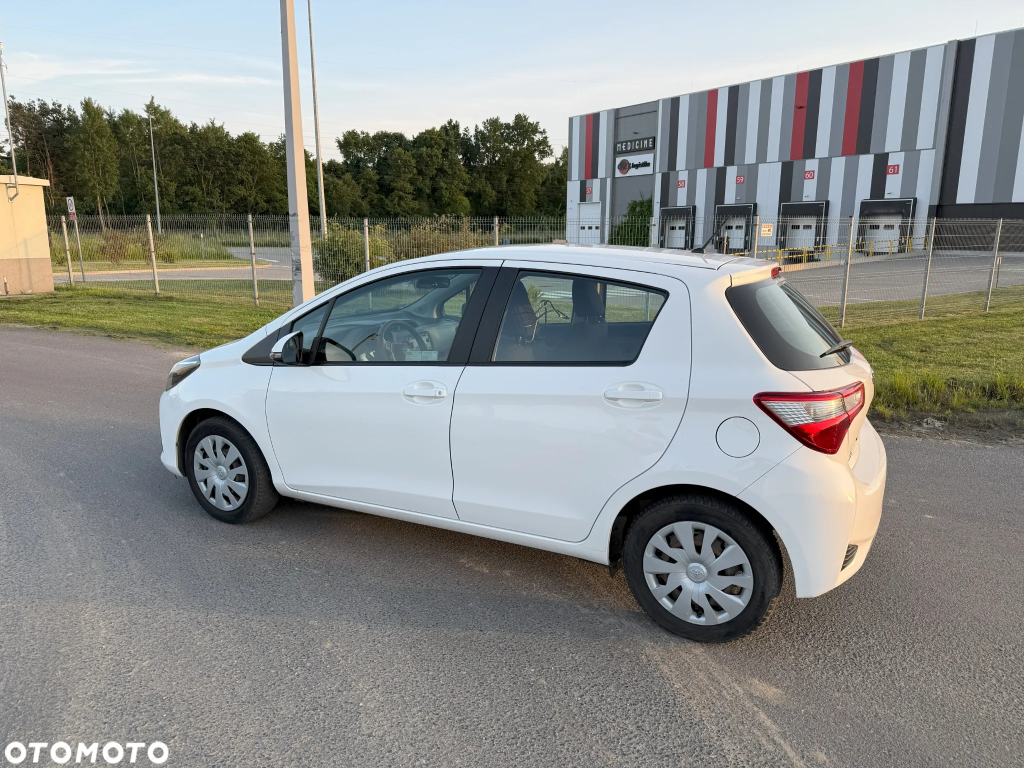 Toyota Yaris 1.0 Active EU6 - 5