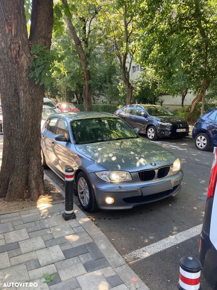 BMW Seria 1 120i - 16