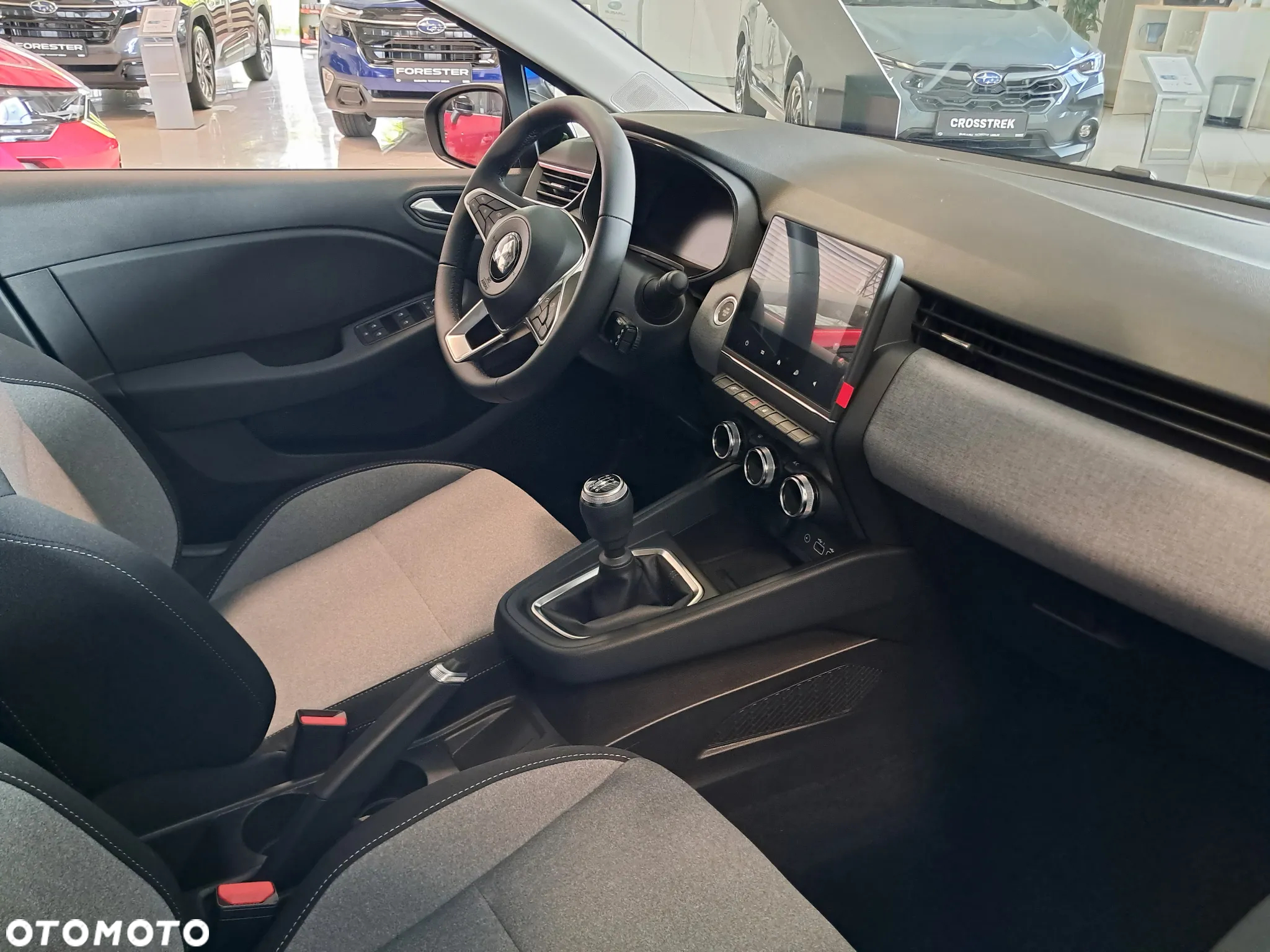 Mitsubishi Colt 1.0T Invite - 4