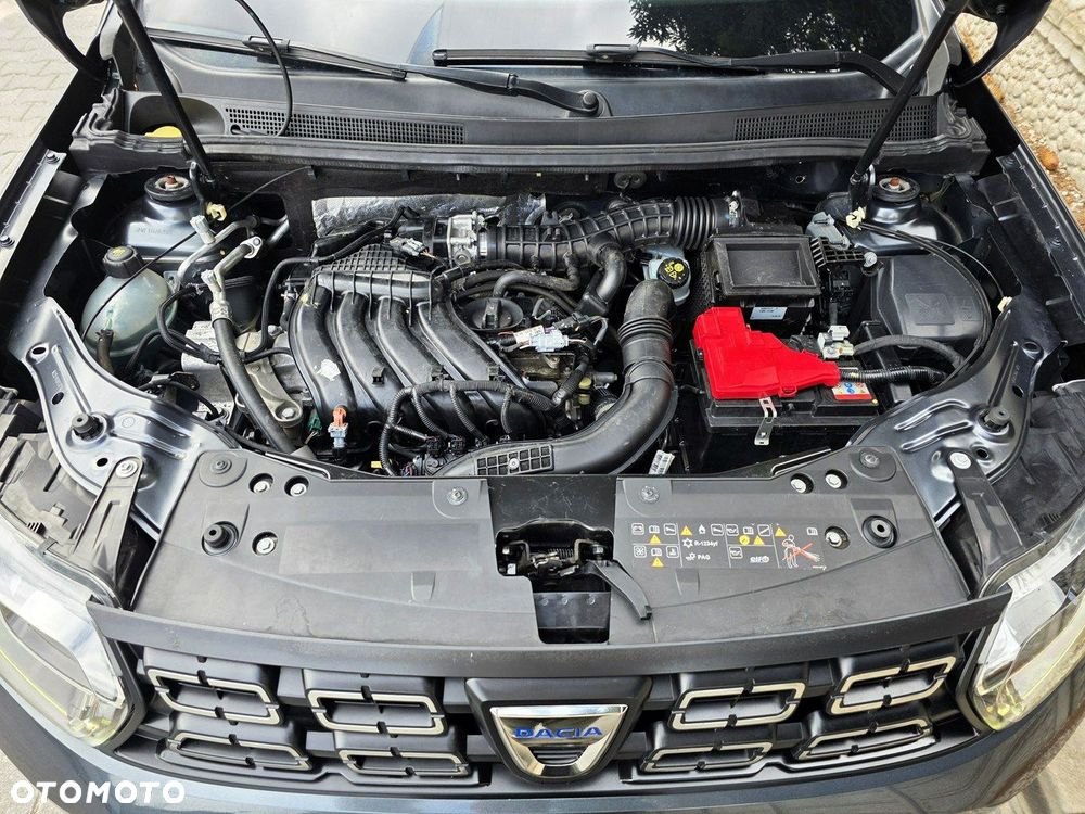 Dacia Duster 1.6 SCe Comfort - 32