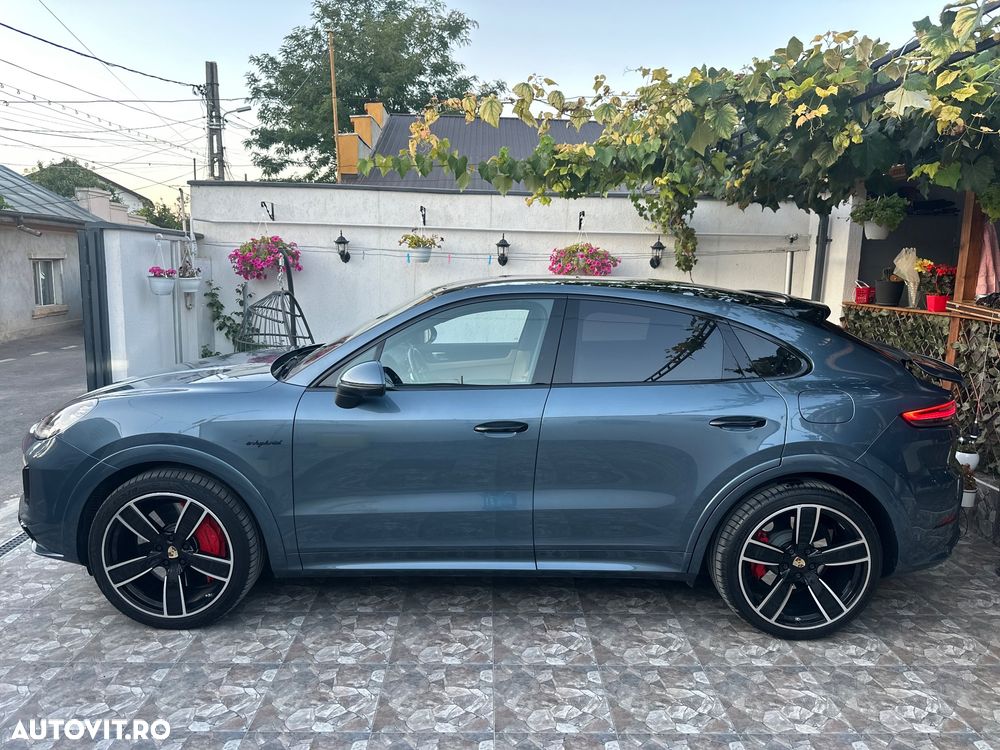 Porsche Cayenne - 6