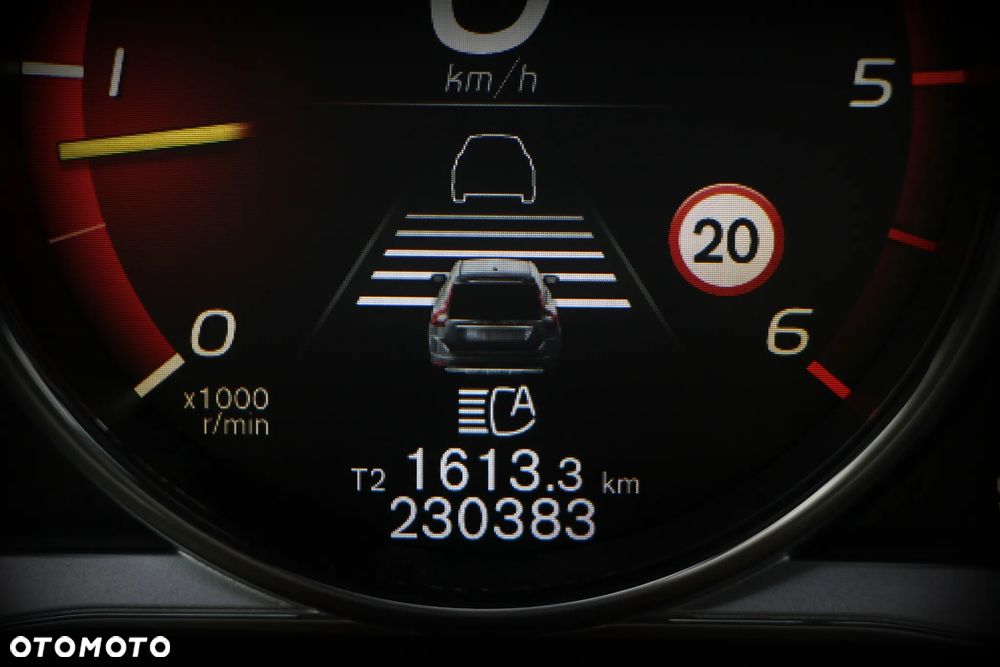 Volvo XC 60 D5 AWD Summum - 31