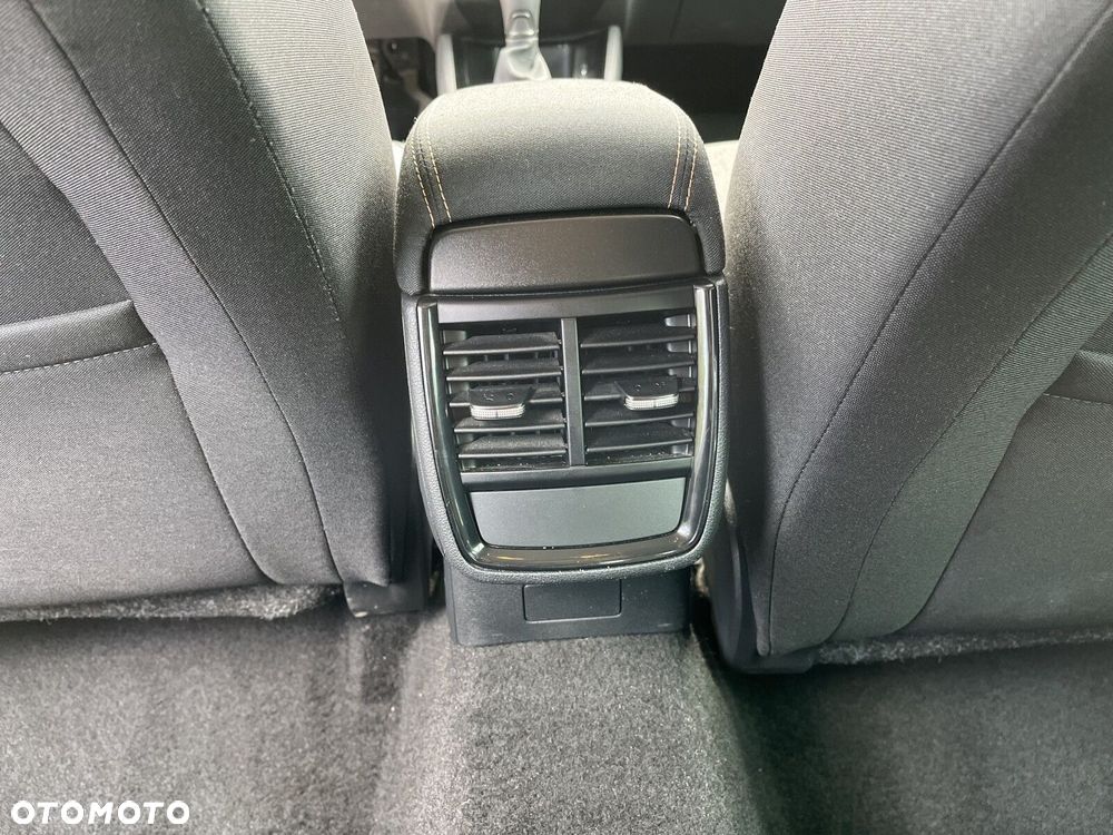 Skoda Kamiq 1.0 TSI Style DSG - 31
