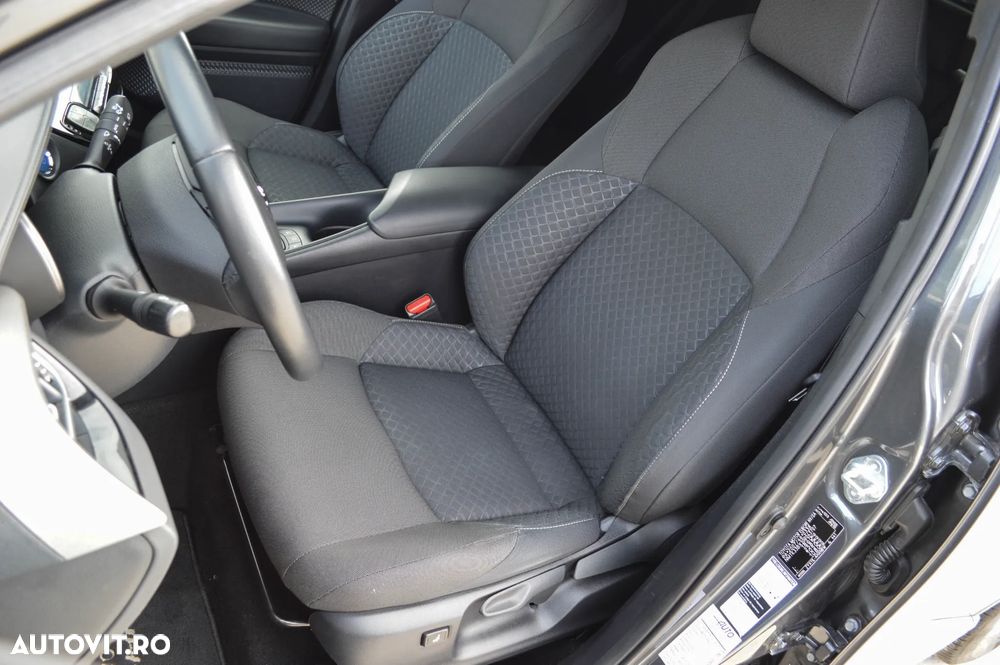 Toyota C-HR 1.8 Hybrid Business Edition - 21