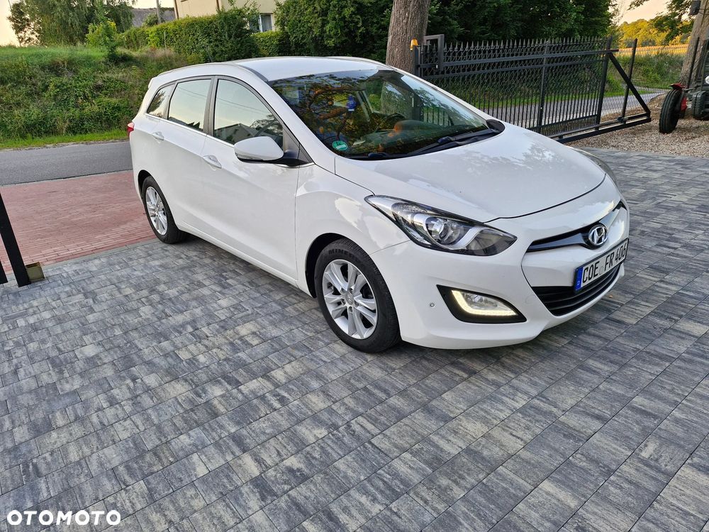 Hyundai i30 blue 1.6 CRDi YES Silver - 11