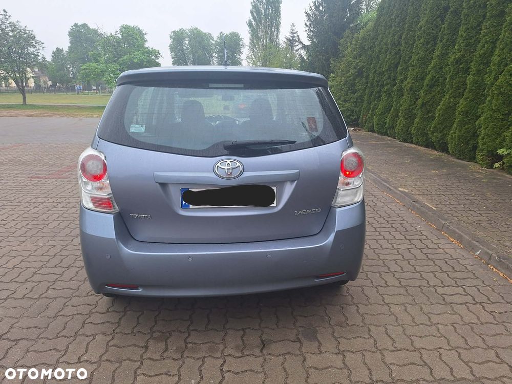 Toyota Verso 2.0 D-4D Sol plus 7os - 4